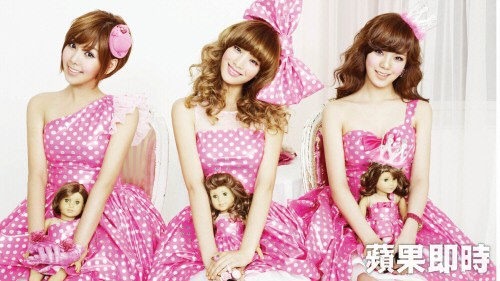 韓國女子團體「After School」成員萊娜(Raina，左起)、娜娜(Nana)、莉茲(Lizzy)組成的.jpg